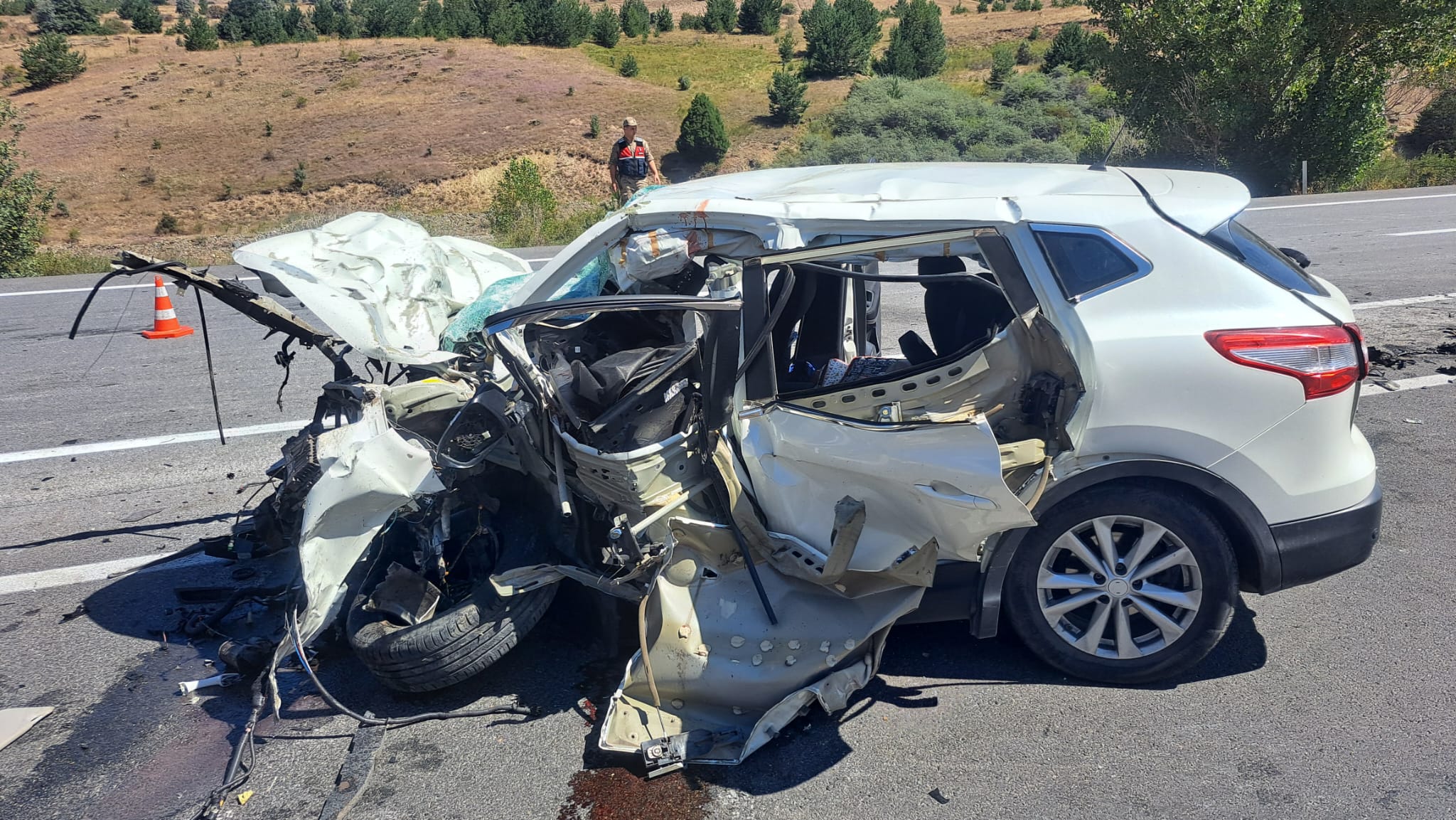 Erzincan Refahiye Karayolundaki Kazada Can Pazarı; 3 Ölü 4 Yaralı